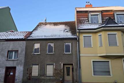 Haus Jüterbog - 5 Zimmer, 120 m&sup2;, 80.000&euro; | Angebot:25357328