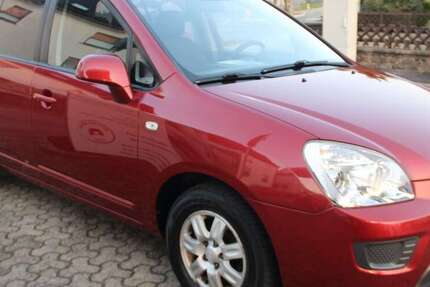 Kia Carens 202.150 km 1.990 &euro; Nauort 56237