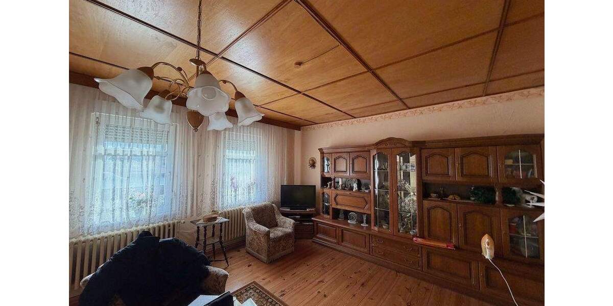 Einfamilienhaus Ziesar - 6 Zimmer, 207 m&sup2;, 240.000&euro; | Angebot:25880728