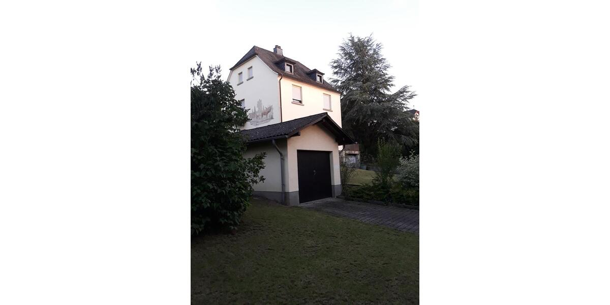 Einfamilienhaus Simmern/Hunsrück Hunsrück - 8 Zimmer, 150 m&sup2;, 250.000&euro; | Angebot:26578094