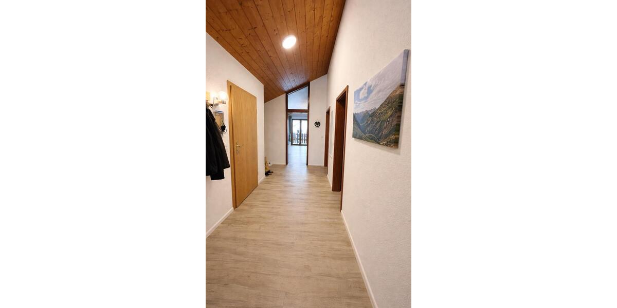 Dachgeschoßwohnung Bad Säckingen - 2.5 Zimmer, 80 m&sup2;, 750&euro; | Angebot:26326730