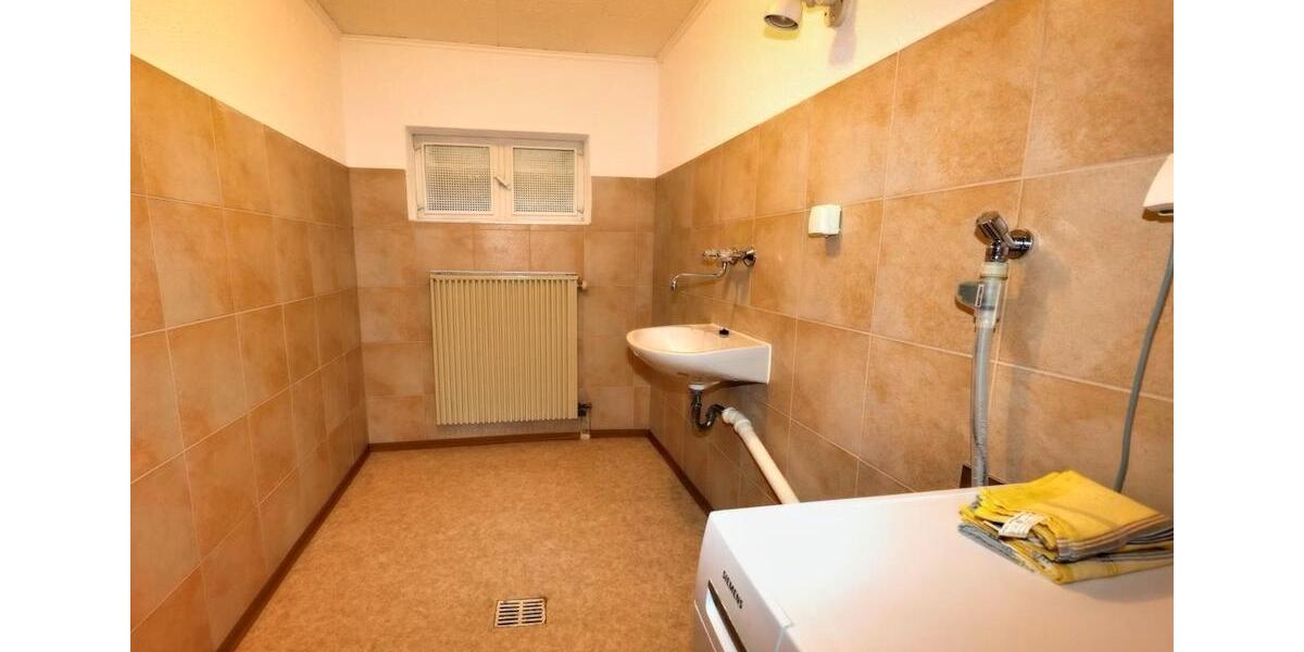 Einfamilienhaus Herborn - 5 Zimmer, 170 m&sup2;, 1.750&euro; | Angebot:26272350
