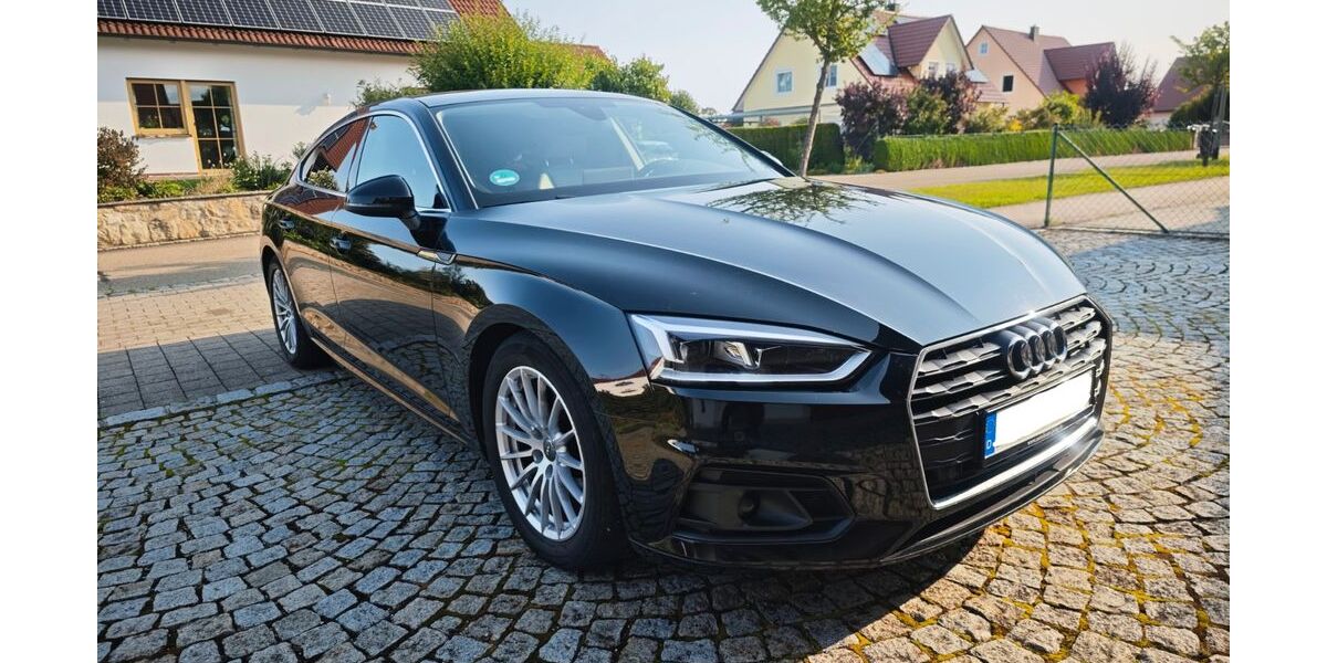 Audi A5 93.359 km 19.990 &euro; Fünfstetten 86681