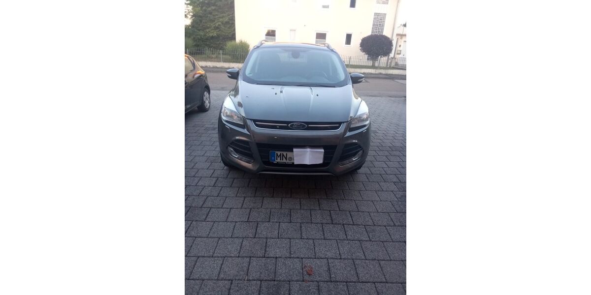 Ford Kuga 166.000 km 8.350 &euro; Pfaffenhausen 87772