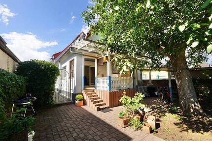 Haus Raunheim - 6 Zimmer, 128 m&sup2;, 2.000&euro; | Angebot:25927502