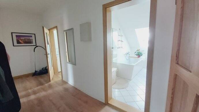 Etagenwohnung Meißen - 2 Zimmer, 54 m&sup2;, 380&euro; | Angebot:26834324