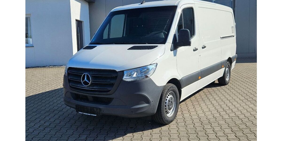 Mercedes-Benz Sprinter 130.689 km 27.251 &euro; Halle (Westf) 33790
