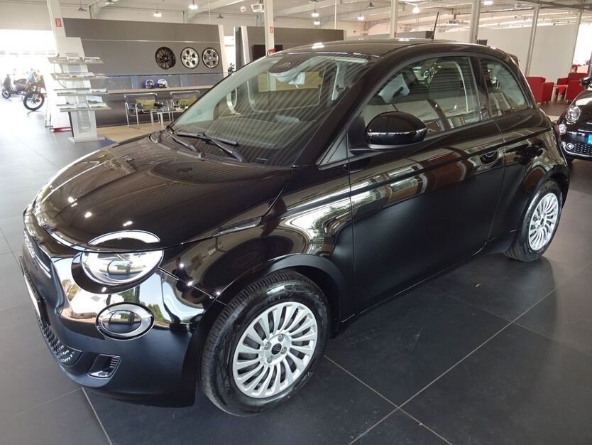 Fiat 500e 24.303 km 13.990 € Heinsberg 52525