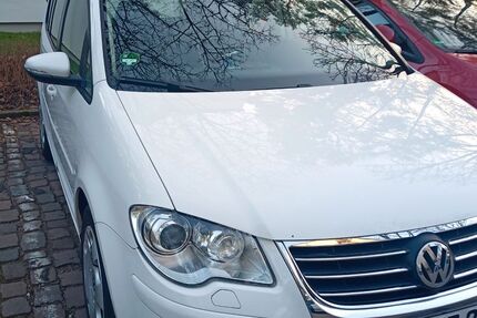 VW Touran 343.000 km 3.500 &euro; Karlsruhe 76139