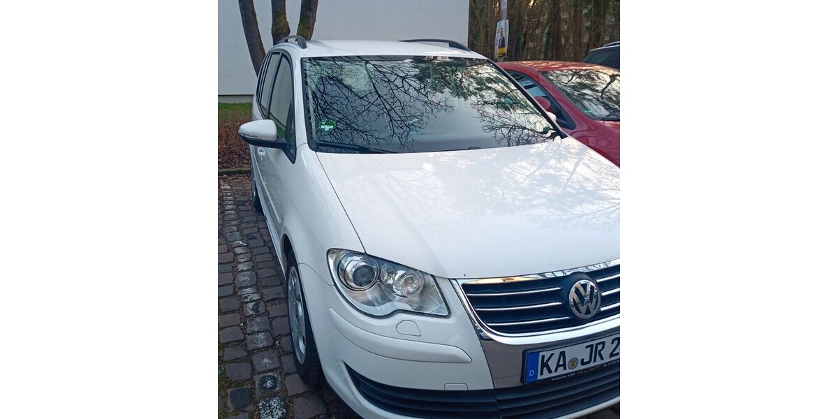 VW Touran 343.000 km 3.700 &euro; Karlsruhe 76139