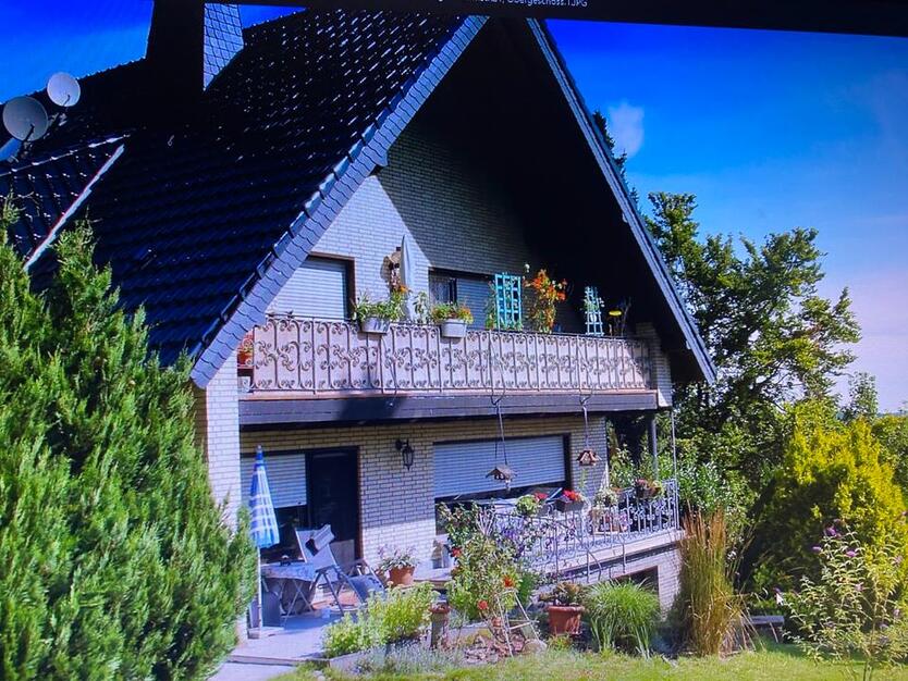 115 m2, helle 3 Zimmer Wohnung ländlich im 1. OG zimmer