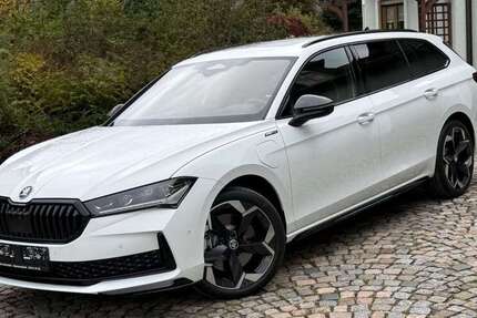 Skoda Superb 9.000 km 45.880 &euro; Schwarzenbach 92720