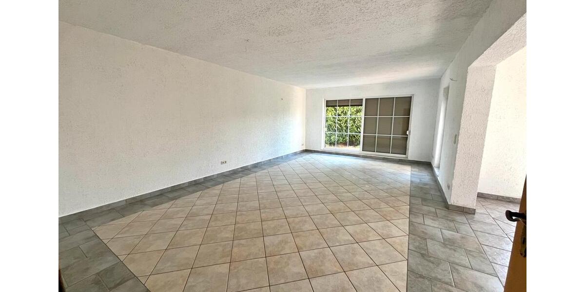 Doppelhaushälfte Markranstädt - 5 Zimmer, 180 m&sup2;, 1.500&euro; | Angebot:24720220