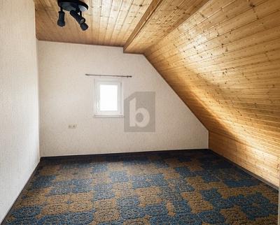 FAMILIENIDYLL MIT AUSBAUPOTENZIAL - Einfamilienhaus Dettingen an der Erms | Angebot:27093406
