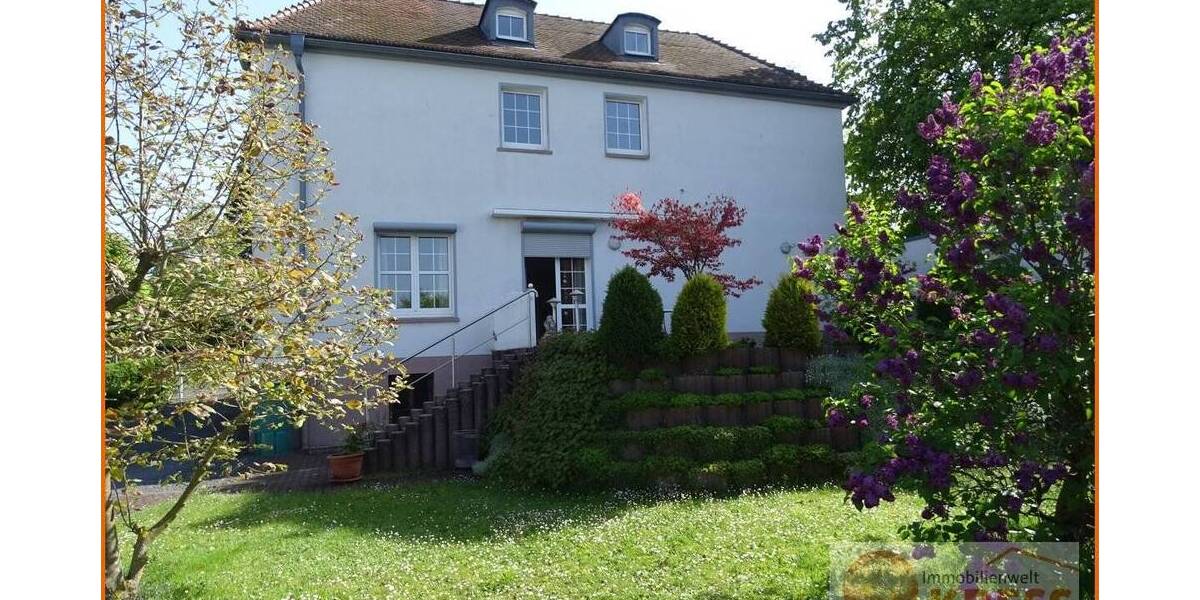 Mehrfamilienhaus, Wohnhaus Steinau an der Straße Steinau - 8 Zimmer, 240 m&sup2;, 360.000&euro; | Angebot:25778418