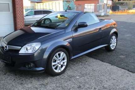 Opel Tigra 84.000 km 2.750 &euro; Ibbenbueren 49477