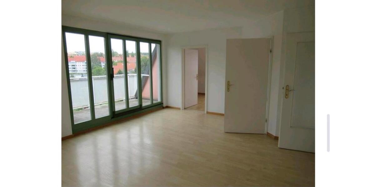 Dachgeschoßwohnung Zwickau Zwickau-West - 3 Zimmer, 62 m&sup2;, 72.000&euro; | Angebot:26150551