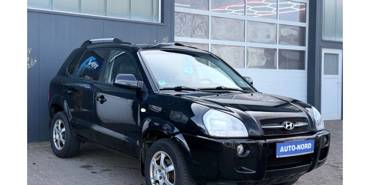 Hyundai TUCSON 212.256 km 3.990 &euro; Husum 25813