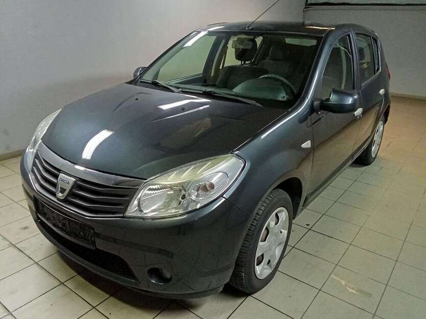 Dacia Sandero 63.000 km 2.900 € Lahr/Schwarzwald 77933