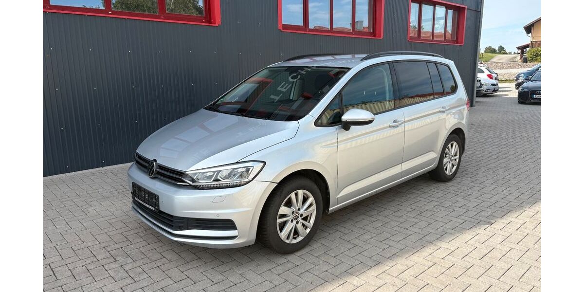 VW Touran 57.300 km 22.290 &euro; Walderbach 93194