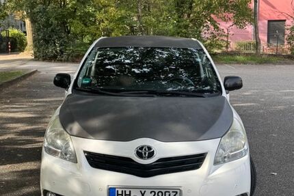 Toyota Verso 154.560 km 6.000 &euro; Hamburg 21149