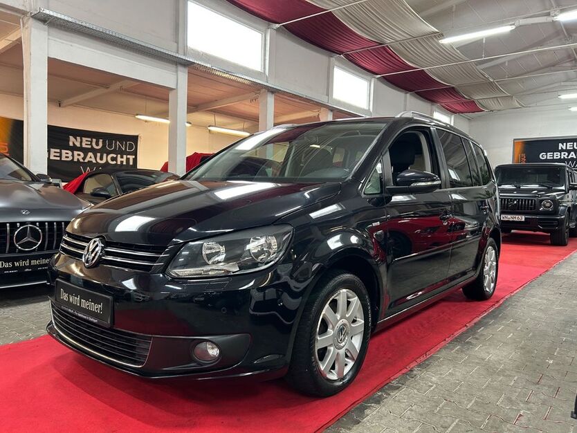 VW Touran 119.097 km 9.999 € Remshalden Grunbach 73630