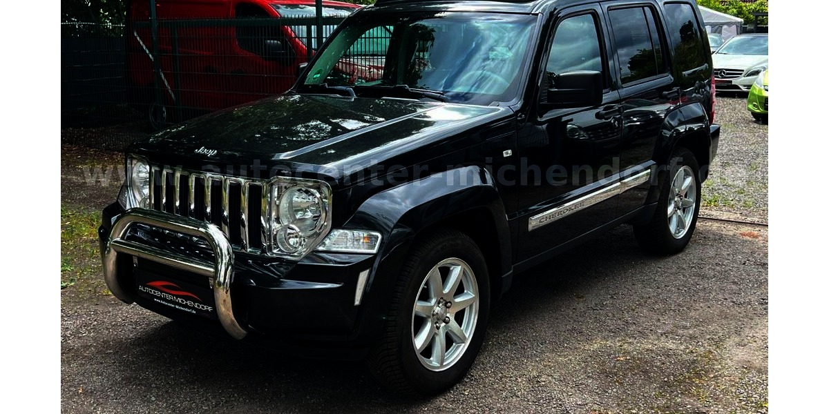 Jeep Cherokee 136.000 km 8.999 &euro; Michendorf 14552