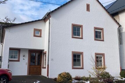 Wohnung Pronsfeld - 2 Zimmer, 71 m&sup2;, 450&euro; | Angebot:25323570