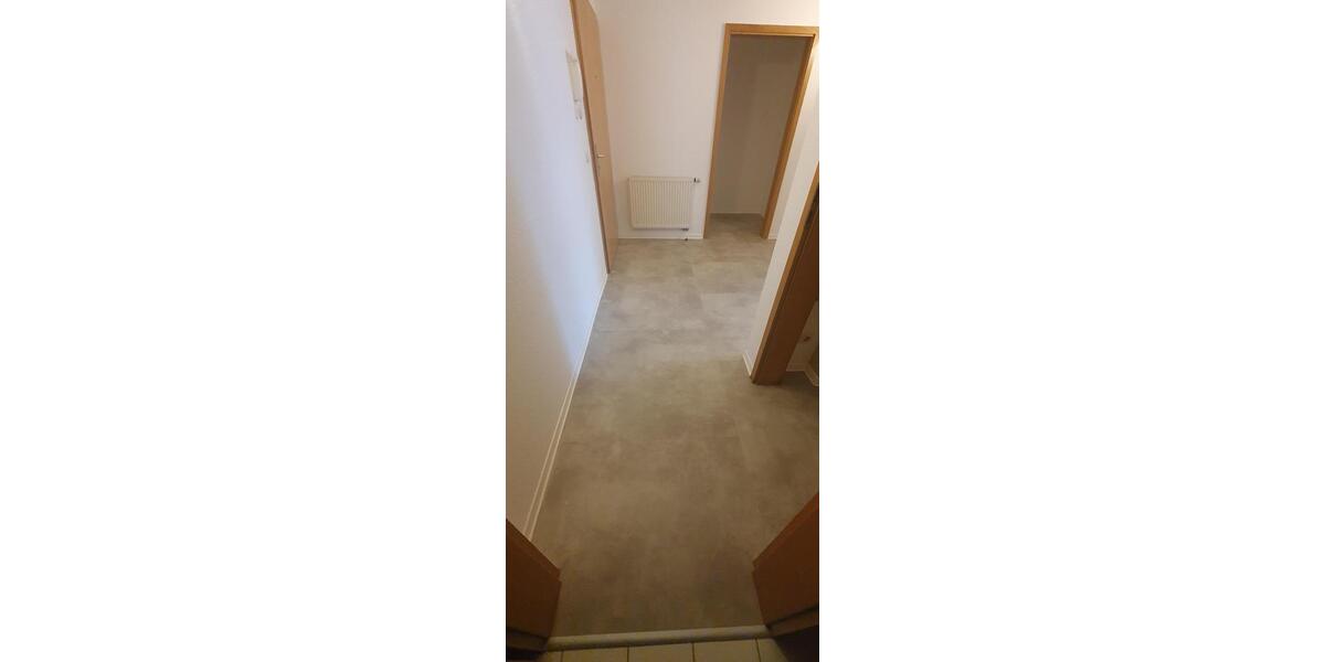 Etagenwohnung Oelsnitz (Vogtland) - 1 Zimmer, 51 m&sup2;, 255&euro; | Angebot:25717020