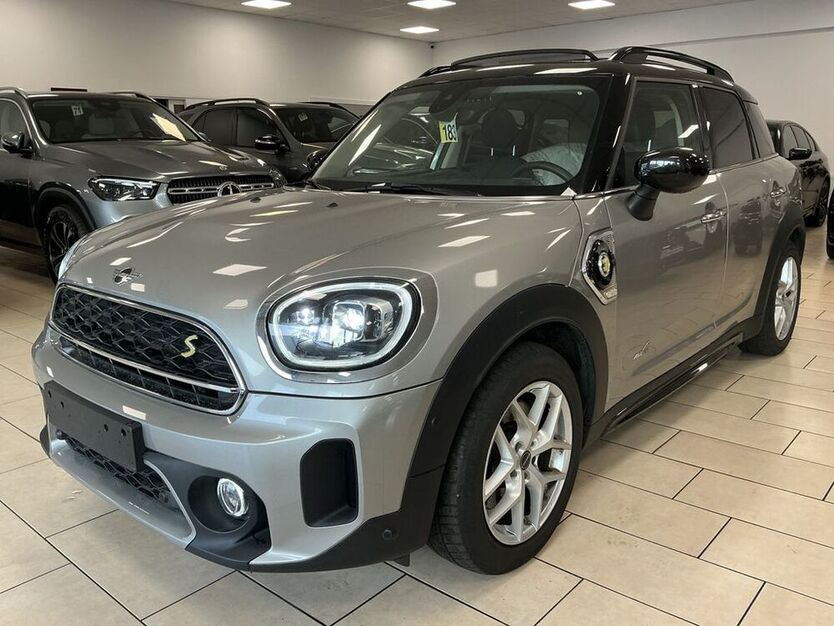 Cooper SE