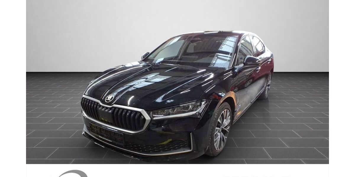 Skoda Superb 16.100 km 39.890 &euro; Wiesbaden 65197