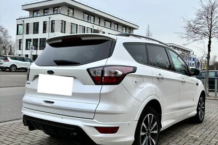 Ford Kuga 118.000 km 14.500 &euro; Bobenheim-Roxheim 67240