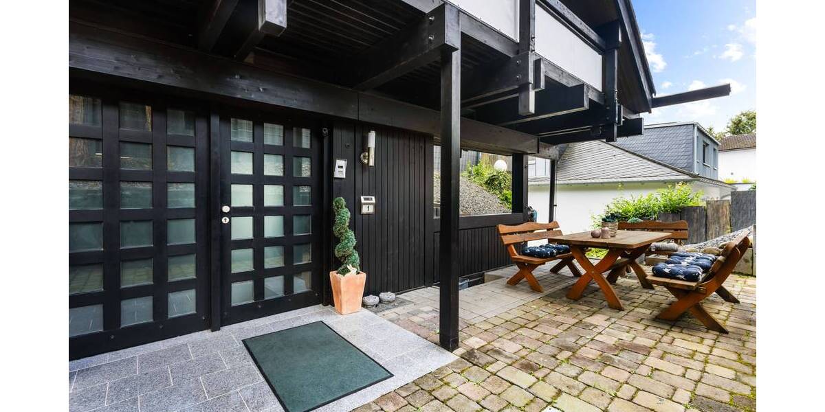 **Attraktives gepflegtes HUF-HAUS in exponierter Wohnlage mit Fernblick** 8 zimmer