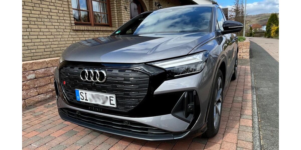 Audi Q4 e-tron 12.979 km 37.300 &euro; Neunkirchen 57290