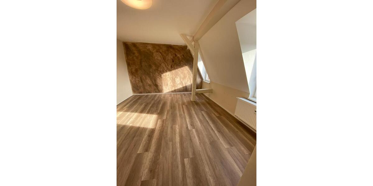 Dachgeschoßwohnung Bamberg Bamberg-Ost - 2.5 Zimmer, 72 m&sup2;, 1.100&euro; | Angebot:26284511