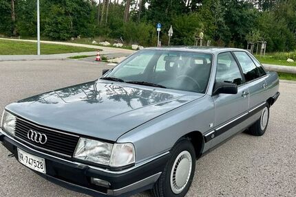 Audi 100