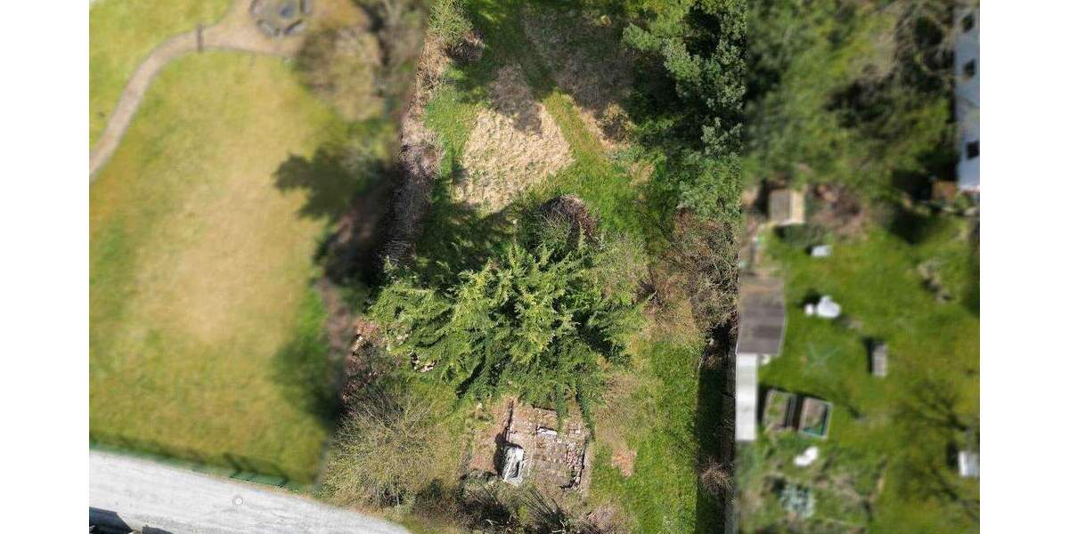 Ruhig gelegenes Baugrundstück für EFH oder 2 DHH in Königswinter zimmer