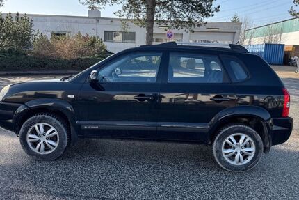 Hyundai TUCSON 200.171 km 2.490 &euro; Barsbüttel 22885