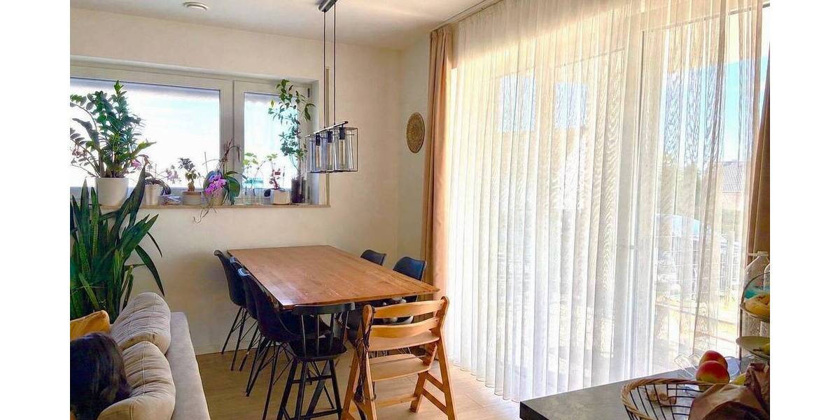 Etagenwohnung Lenting - 3 Zimmer, 82 m&sup2;, 1.189&euro; | Angebot:26751545