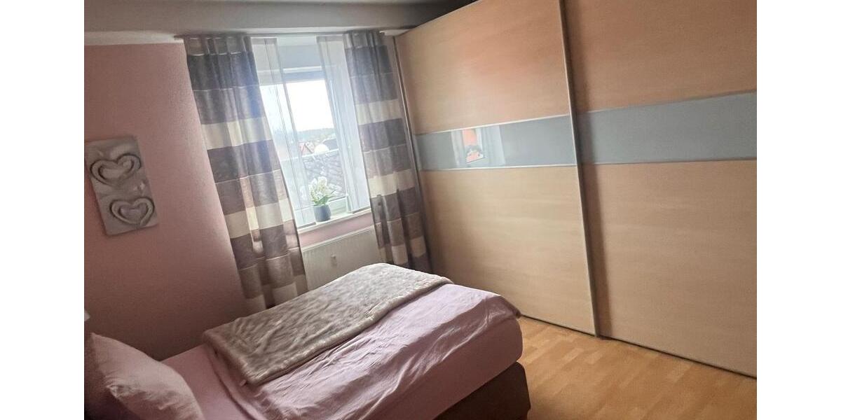 Etagenwohnung Altenstadt an der Waldnaab - 3 Zimmer, 85 m&sup2;, 770&euro; | Angebot:25417742