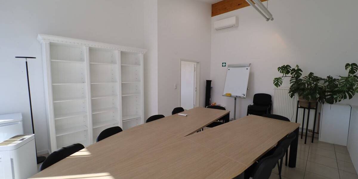 Vielseitige und moderne Gewerbehalle im Gewerbegebiet Euskirchen-Kuchenheim zu verkaufen zimmer