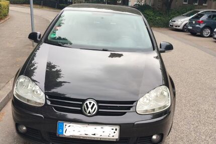 VW Golf 205.000 km 2.350 &euro; Kiel 24109