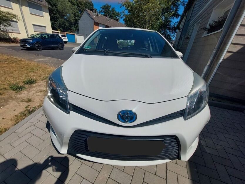 Yaris