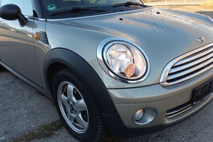 Mini ONE 92.324 km 6.190 &euro; Neubukow 18233