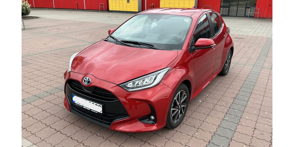 Toyota Yaris 8.100 km 21.900 &euro; Bremerhaven 27570