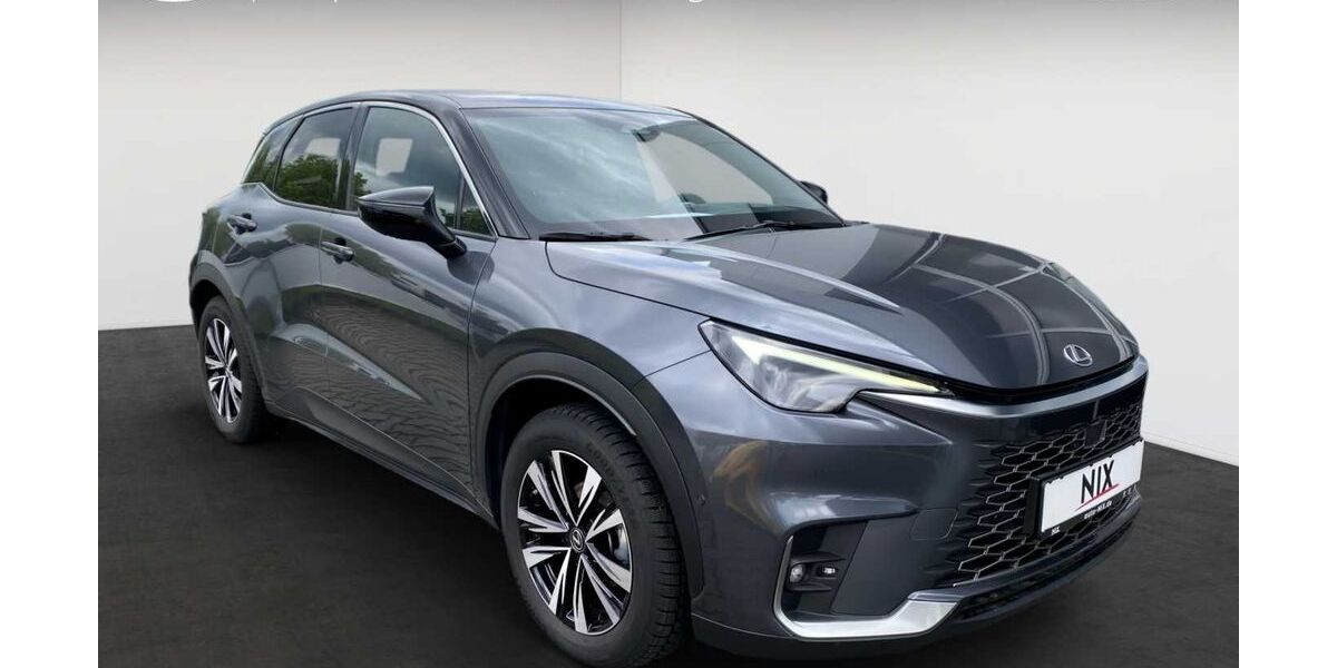 Lexus LBX 23.176 km 36.199 &euro; Darmstadt 64293