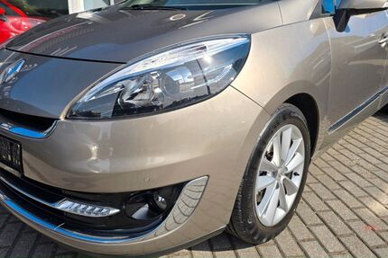 Renault Scenic 32.986 km 11.700 € Moers 47443