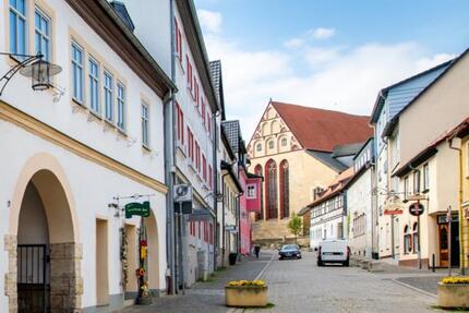 Attraktive Gewerbefläche im Stadtkern von Saalfeld zu vermieten 1 zimmer