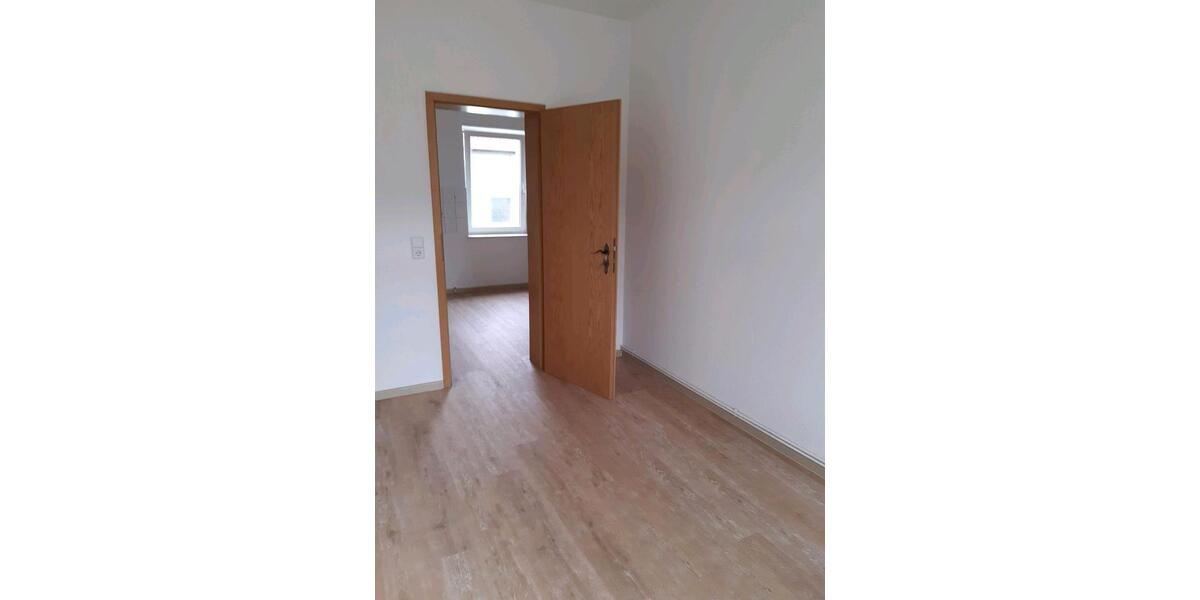 Erdgeschoßwohnung Löwenberger Land - 1.5 Zimmer, 45 m&sup2;, 350&euro; | Angebot:25327201