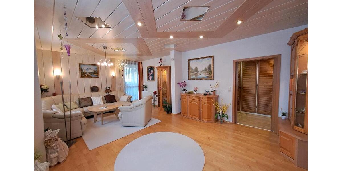 Einfamilienhaus Plaue - 6 Zimmer, 120 m&sup2;, 330.000&euro; | Angebot:23279904